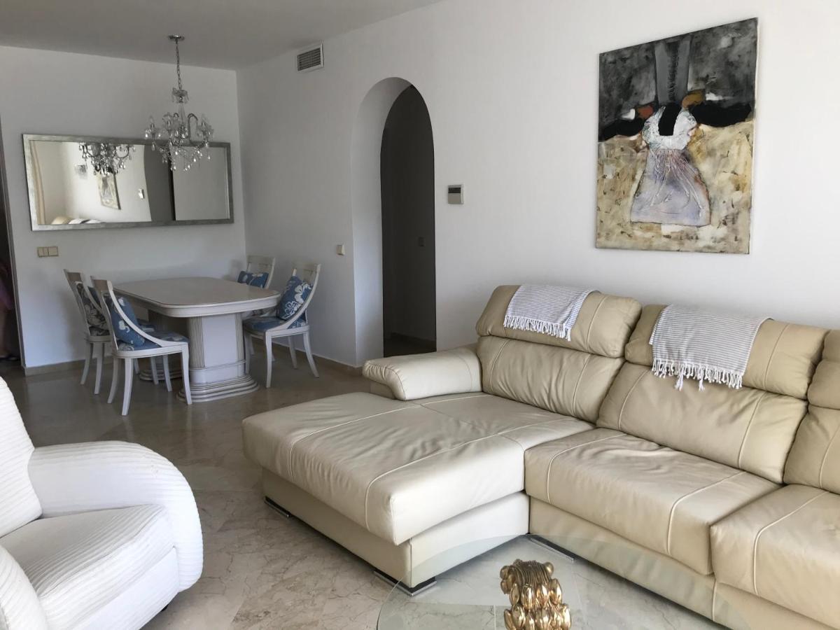 Apartment Costalita, Direct Beach Access, Ground Floor, Salt Water Pool Estepona Exterior foto