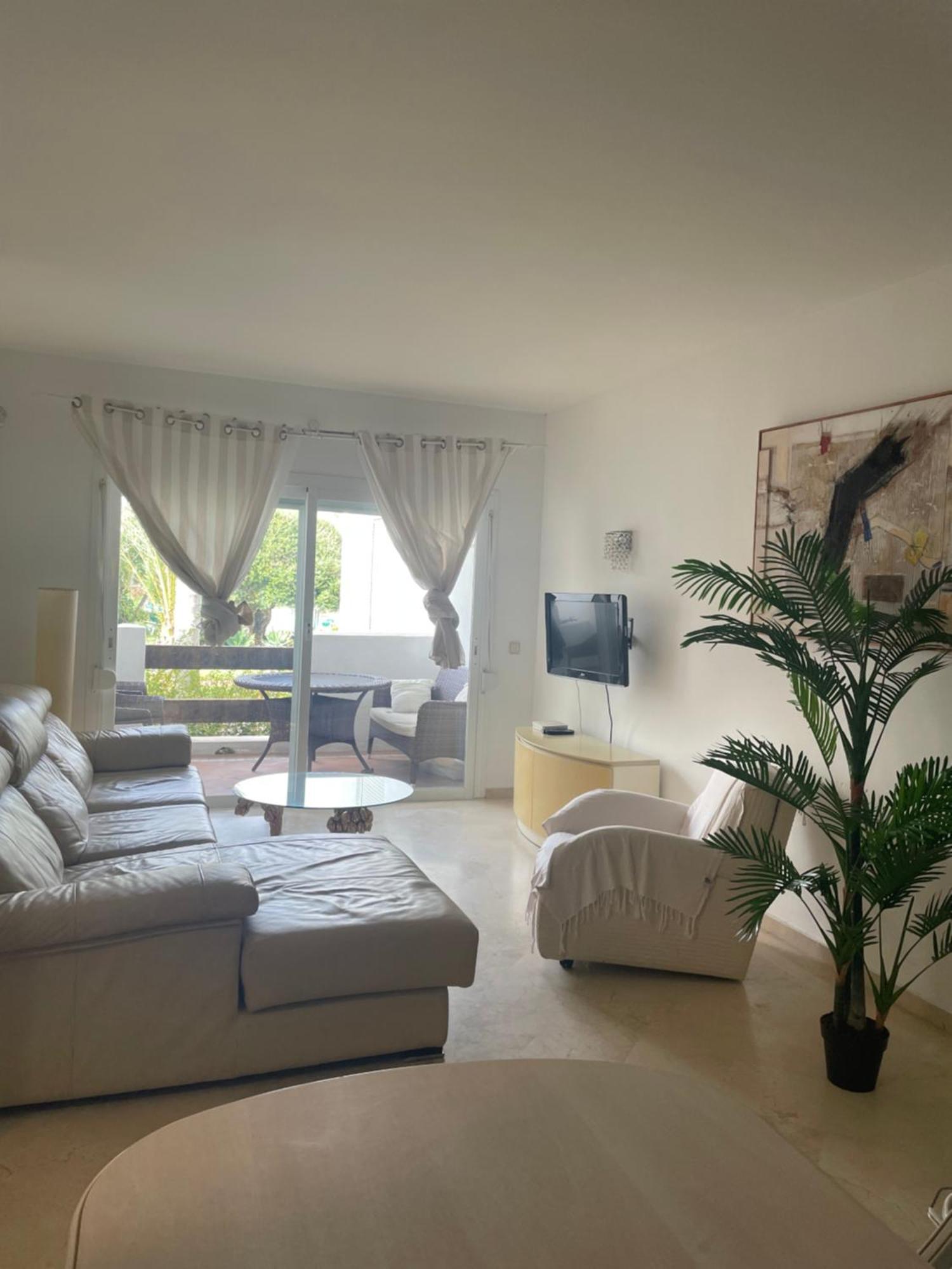 Apartment Costalita, Direct Beach Access, Ground Floor, Salt Water Pool Estepona Exterior foto
